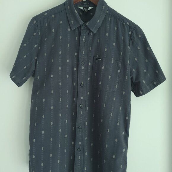Volcom short sleeve button-up - Picture 9 of 10